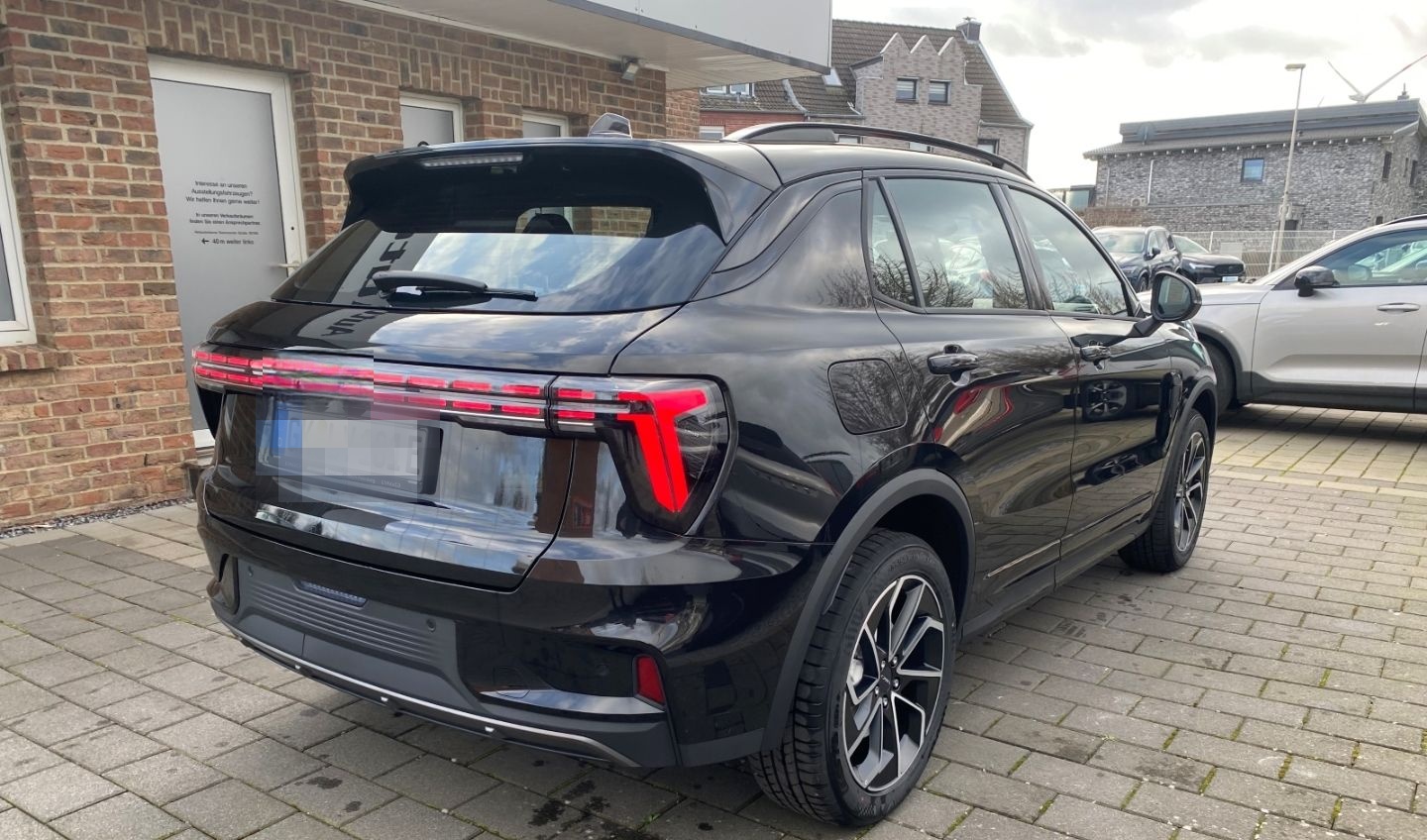 Lynk&Co 01 Core 1.5 TD PHEV 206 kW Navi Digitales Cockpi foto 6