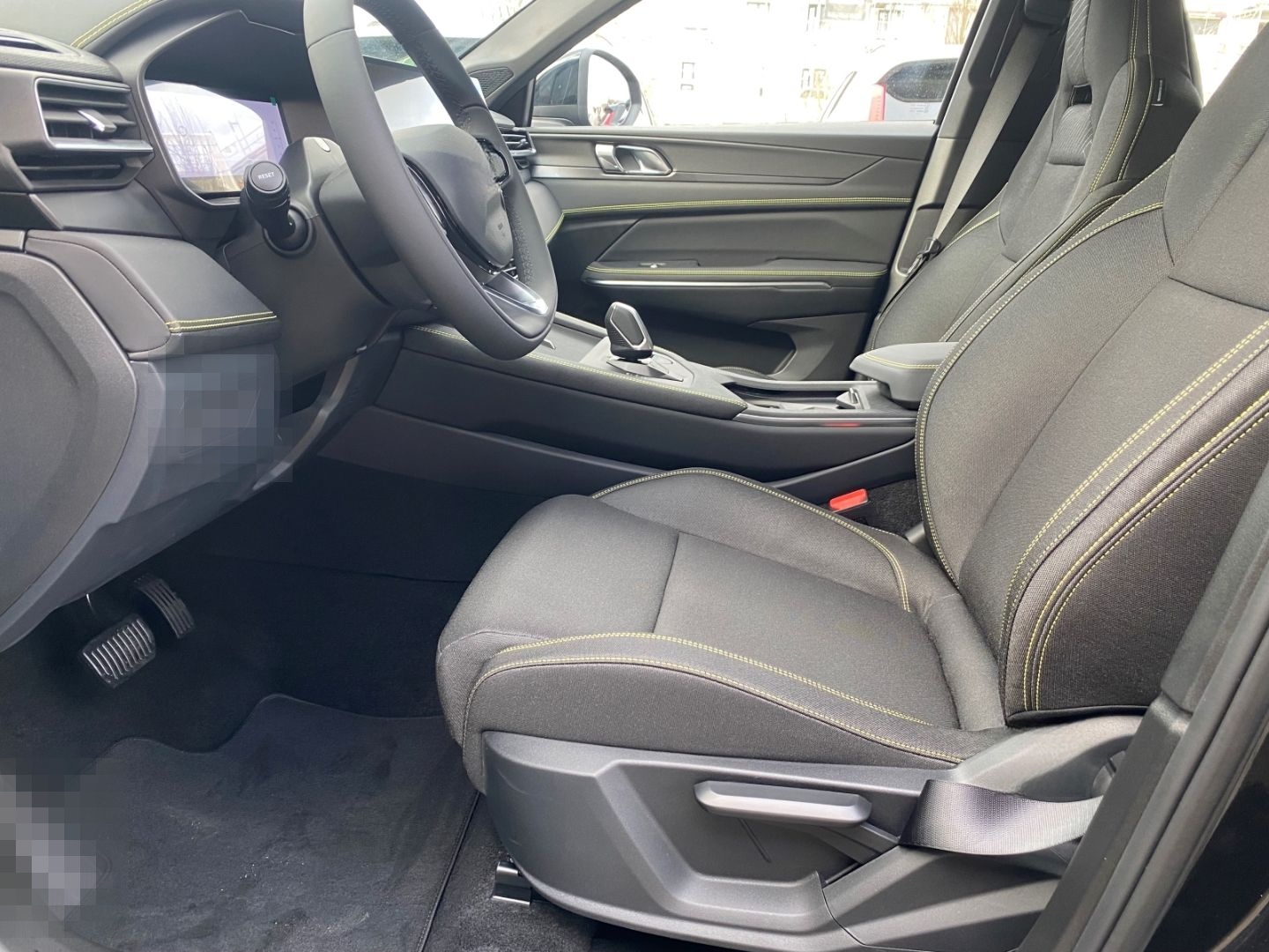 Lynk&Co 01 Core 1.5 TD PHEV 206 kW Navi Digitales Cockpi foto 10