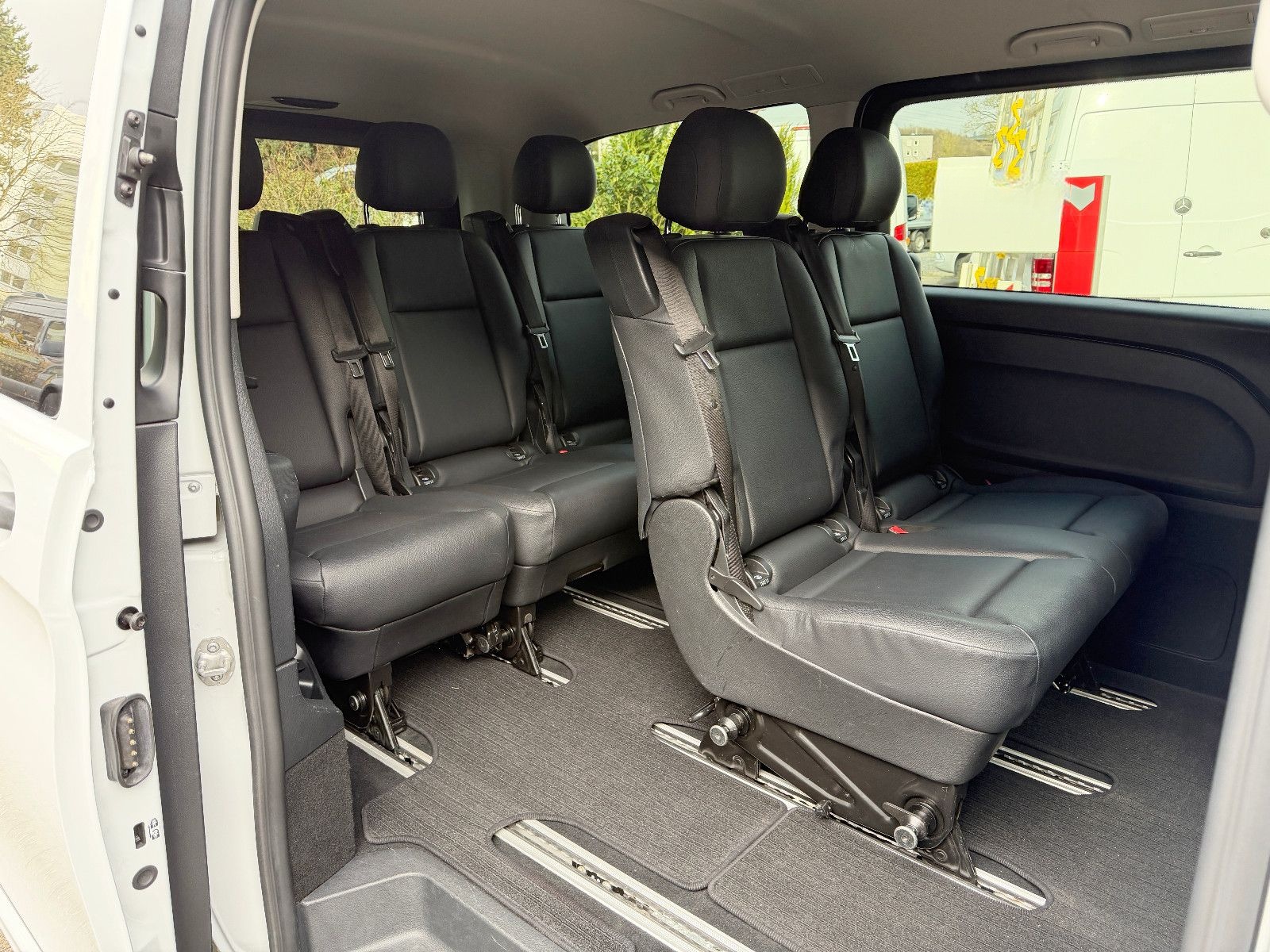 Mercedes-Benz Vito Tourer 116CDI Edition LANG 7-Sitze LED foto 18