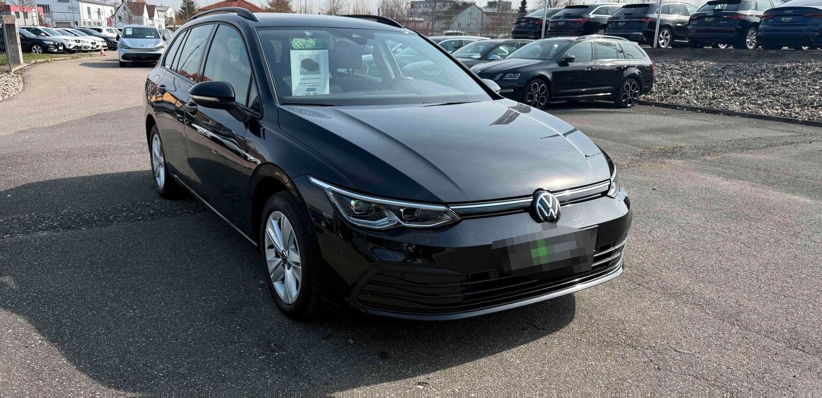 Volkswagen Golf Var. 2.0 TDI DSG LED+ AHK ACC PDC NAVI SHZ foto 2