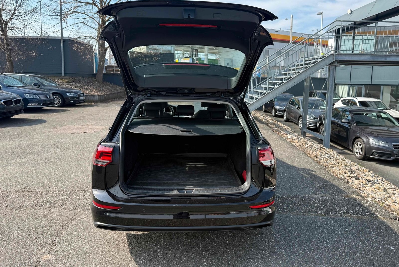 Volkswagen Golf Var. 2.0 TDI DSG LED+ AHK ACC PDC NAVI SHZ foto 7