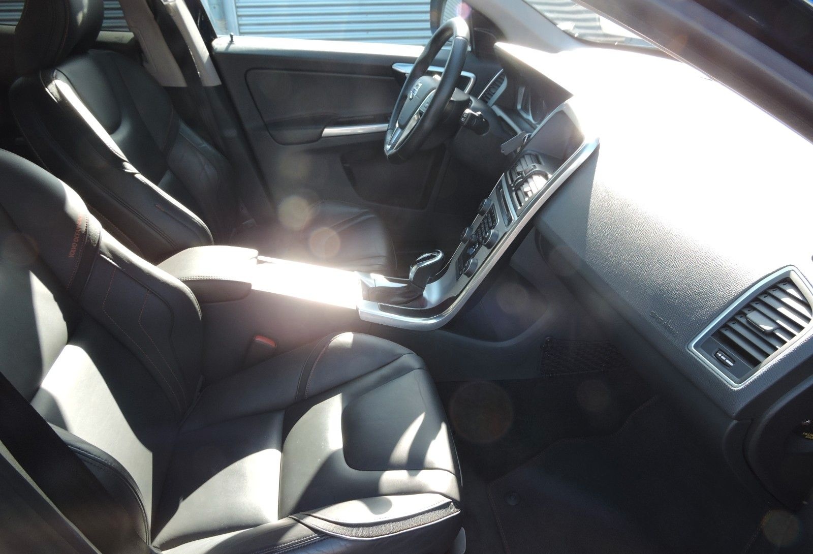 Volvo XC60 Ocean Race AWD Geartronic HU NEU foto 19