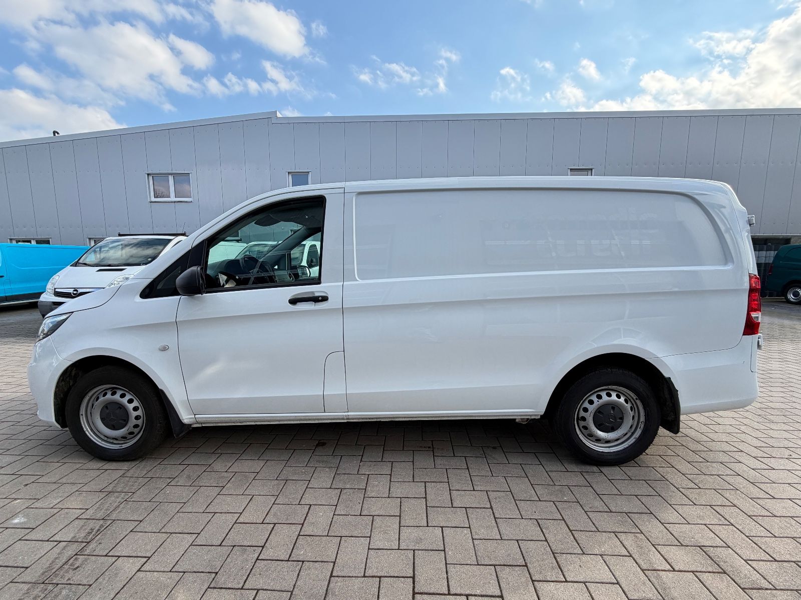 Mercedes-Benz Vito Kasten 114 CDI RWD lang/Kamera/AHK/ACC/Navi foto 2
