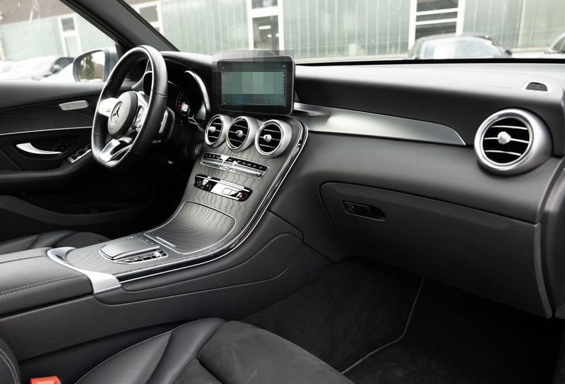 Mercedes-Benz GLC 400 d 4M AMG-Sport/LED/Kamera/AHK/SHZ/19' foto 3
