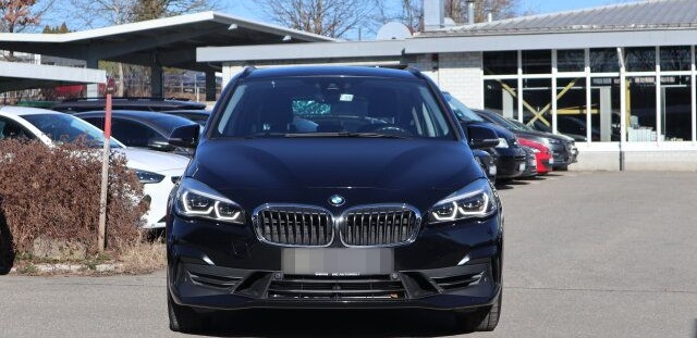 BMW 2er Active Tourer - 220i Advantage Navi/Sitzhzg. foto 2