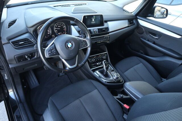 BMW 2er Active Tourer - 220i Advantage Navi/Sitzhzg. foto 9