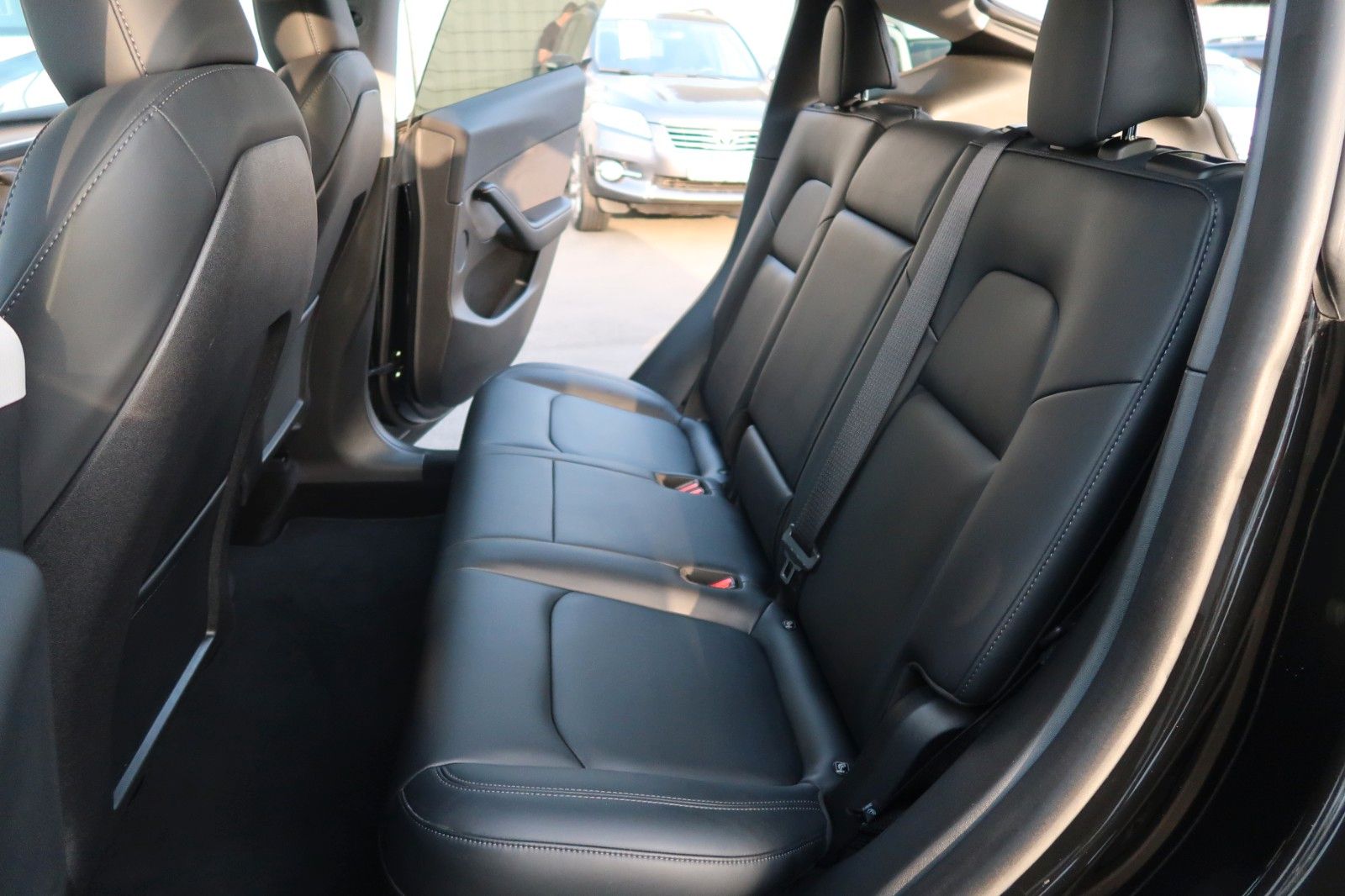 Tesla Model Y Long Range Dual AWD # AHK # black #MWST. foto 12