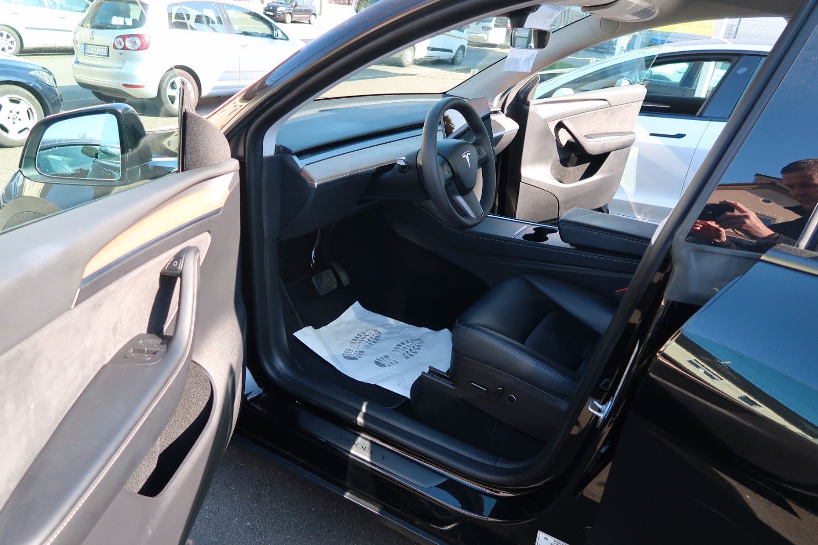 Tesla Model Y Long Range Dual AWD # AHK # black #MWST. foto 10