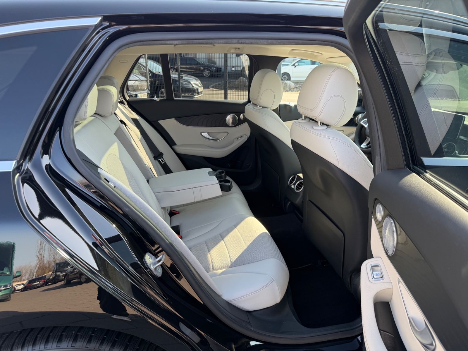 Mercedes-Benz C 200*EXCLUSIVE*PANO*BURMESTER*360°KAMERA*ACC* foto 16