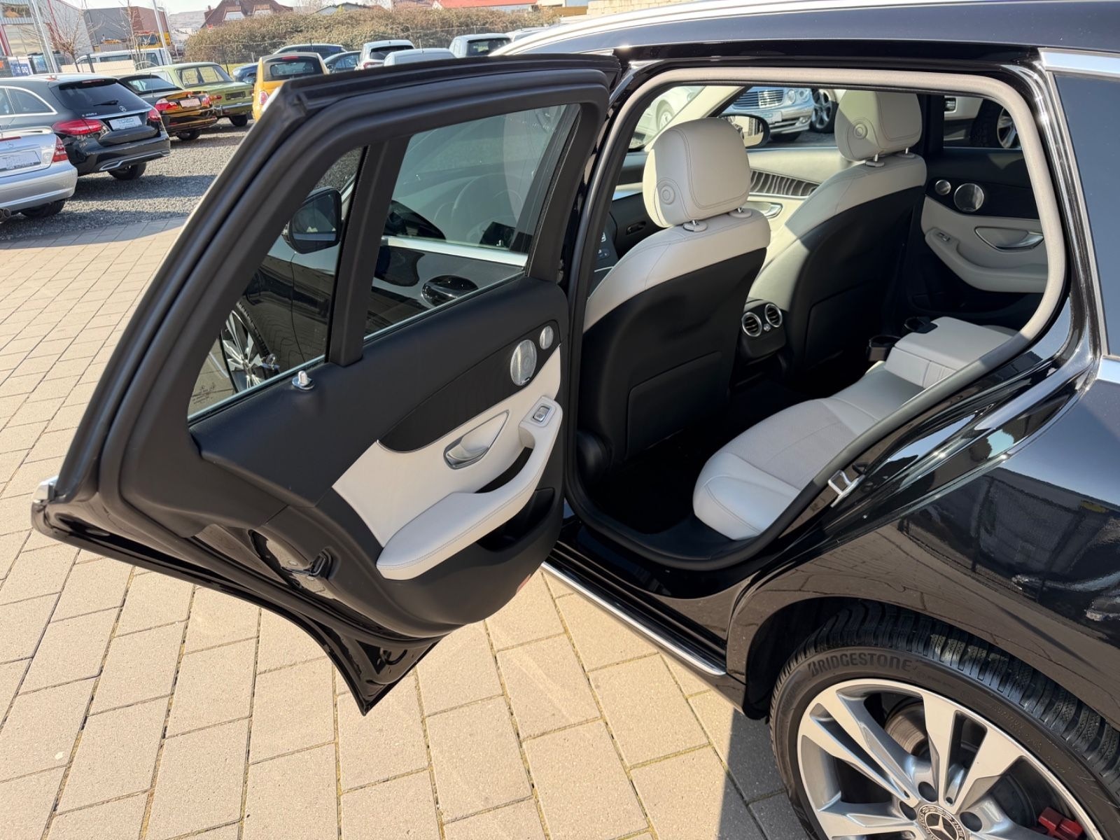 Mercedes-Benz C 200*EXCLUSIVE*PANO*BURMESTER*360°KAMERA*ACC* foto 20