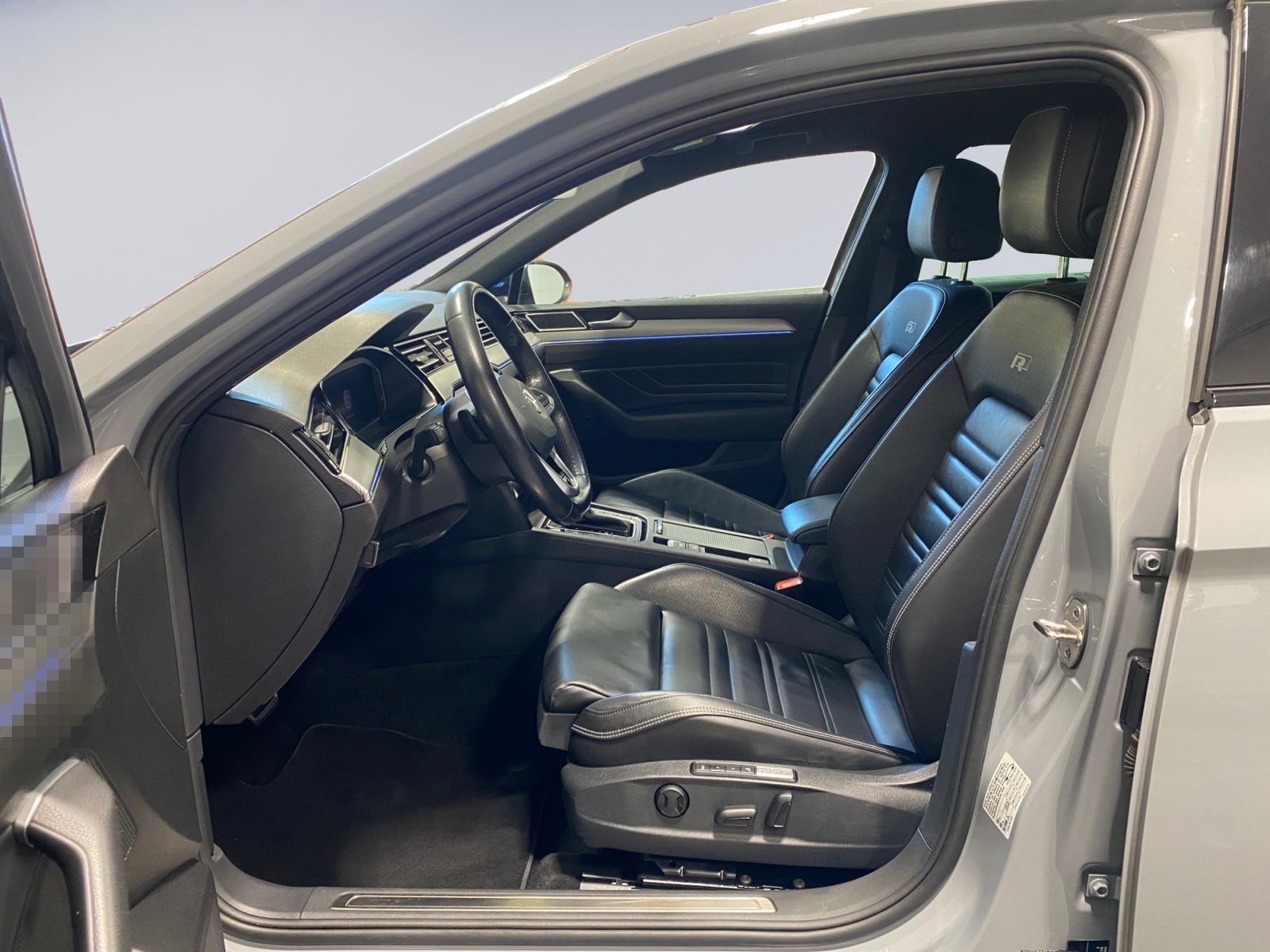 Volkswagen Passat Variant R-Line 4M AHK LED DigiTacho Leder foto 10