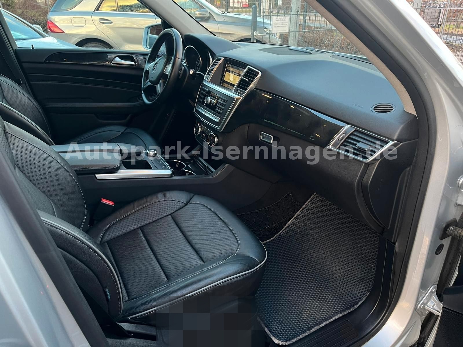 Mercedes-Benz ML 350 BlueTEC 4MATIC*Keyless*4xSZH*Pano*RFK*VOL foto 9