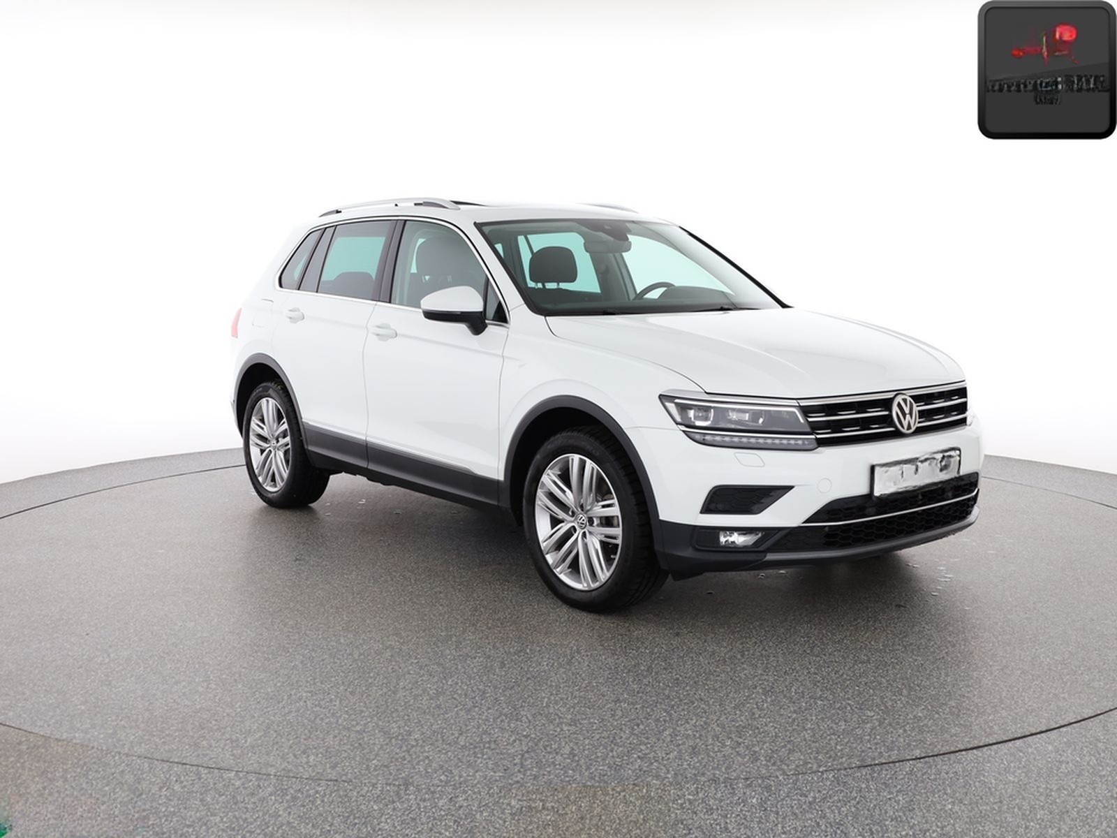 Volkswagen Tiguan 2.0 TSI 4M HIGHLINE STANDHEIZUNG,HUD,1.HD foto 7