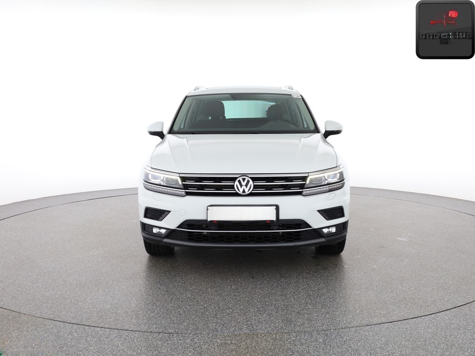 Volkswagen Tiguan 2.0 TSI 4M HIGHLINE STANDHEIZUNG,HUD,1.HD foto 8