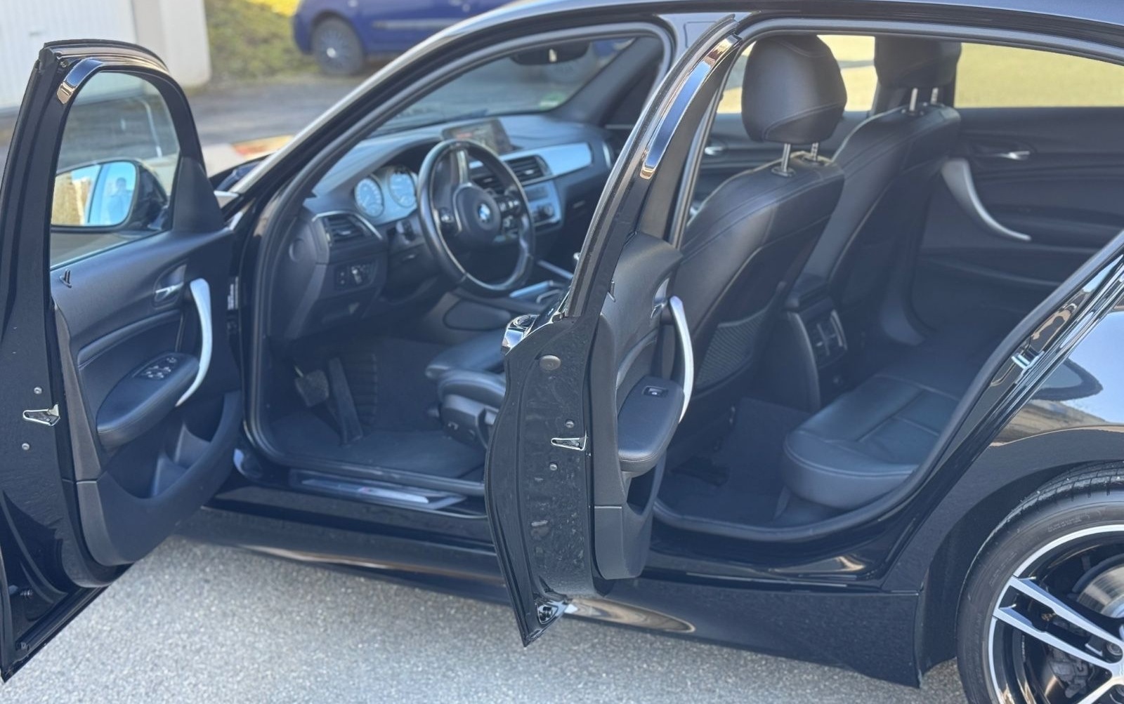 BMW 120i M Sport Aut. TÜV 01/28 8x Reifen neu foto 13
