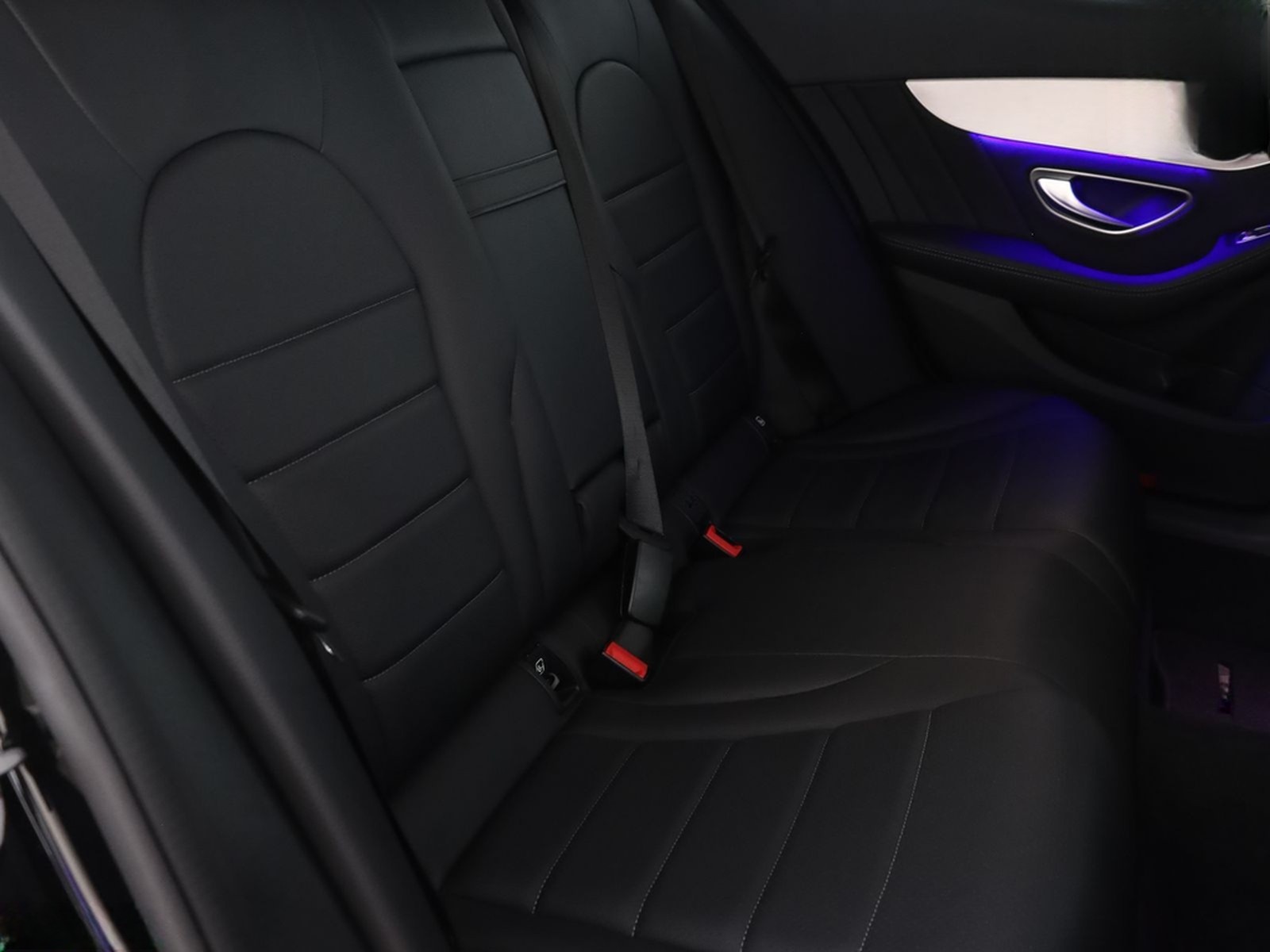 Mercedes-Benz C 180 3x AMG NIGHT,WIDE,KAMERA,TOTWINKEL,CARPLAY foto 12
