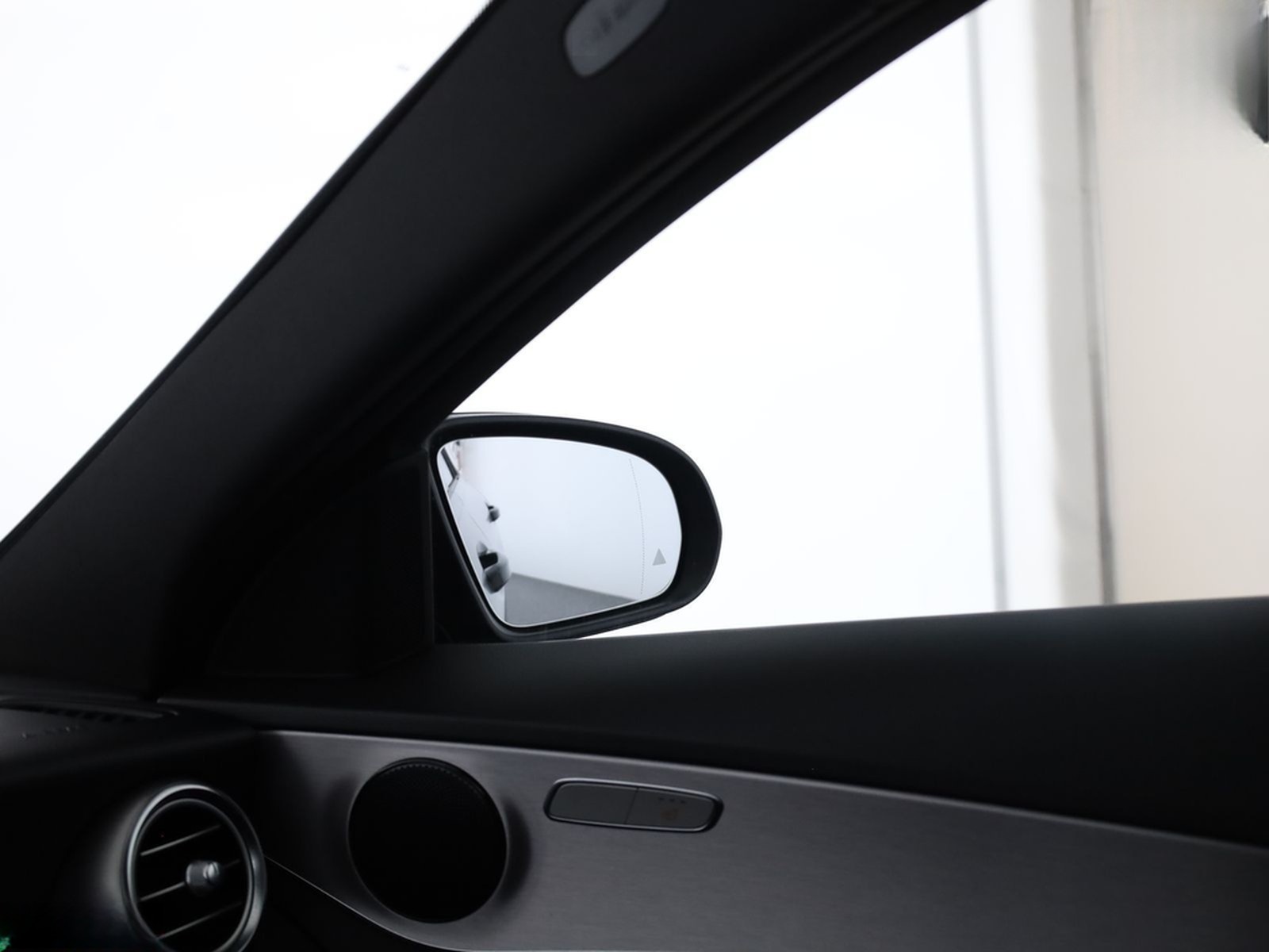 Mercedes-Benz C 180 3x AMG NIGHT,WIDE,KAMERA,TOTWINKEL,CARPLAY foto 22