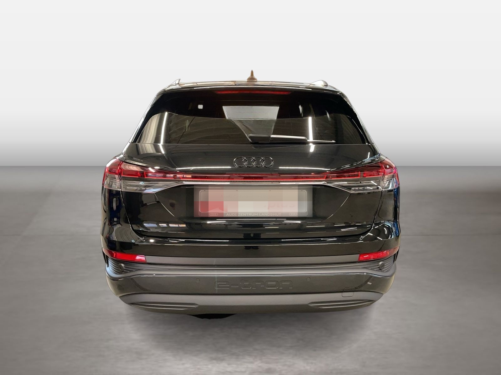 Audi Q4 45 e-tron ACC AHK AUT DynLicht Fernlichtass. foto 4