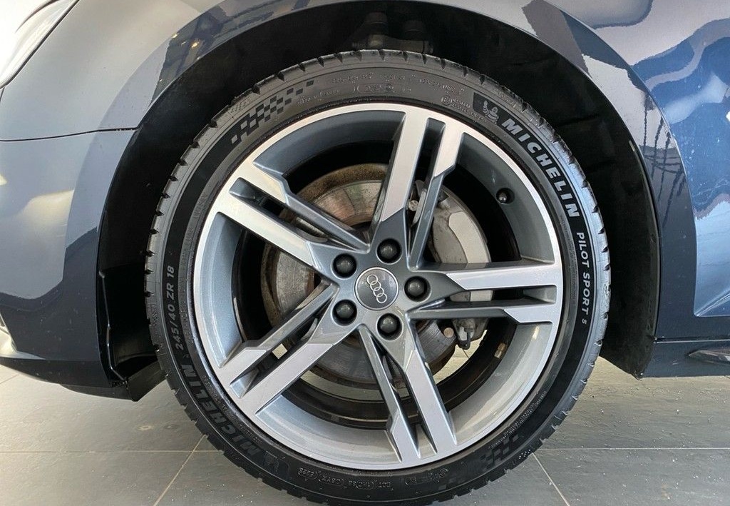 Audi A4 Avant 3.0 TDI quattro S line NAVI+LED+PRIVACY foto 2