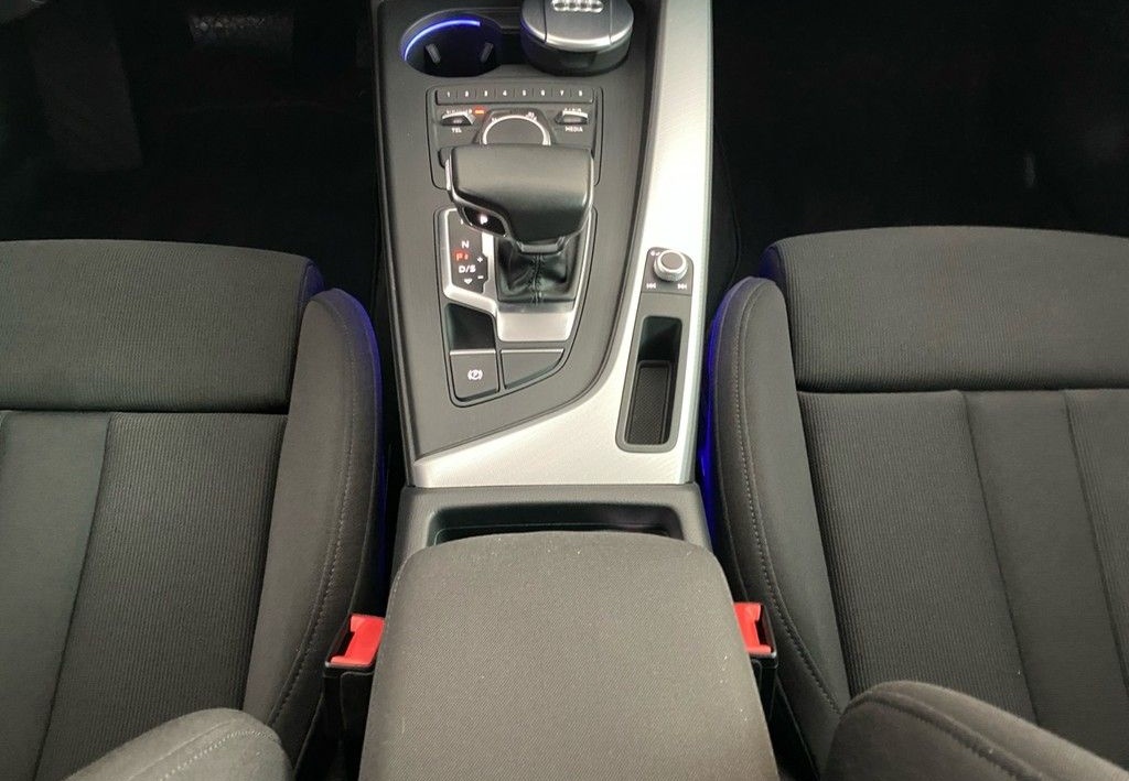 Audi A4 Avant 3.0 TDI quattro S line NAVI+LED+PRIVACY foto 11