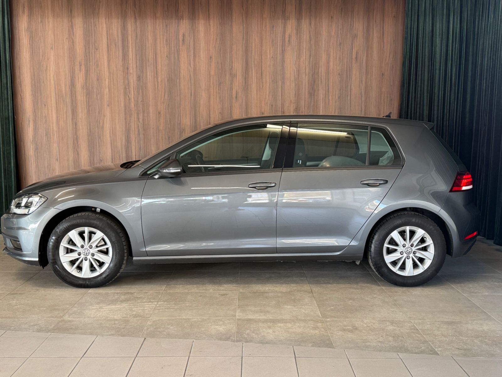 Volkswagen Golf VII Lim. 1.6 TDI *nur 47.700km*Scheckheftge foto 2