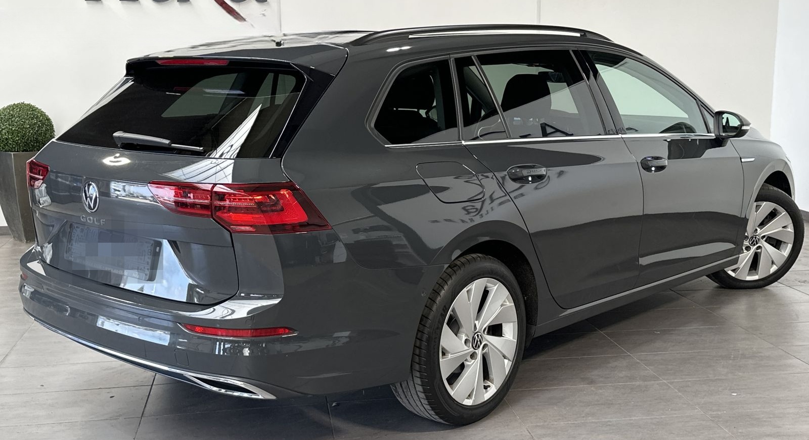 Volkswagen Golf Variant 2.0 TDI DSG Style NAV+LED+PANO+VCOC foto 4