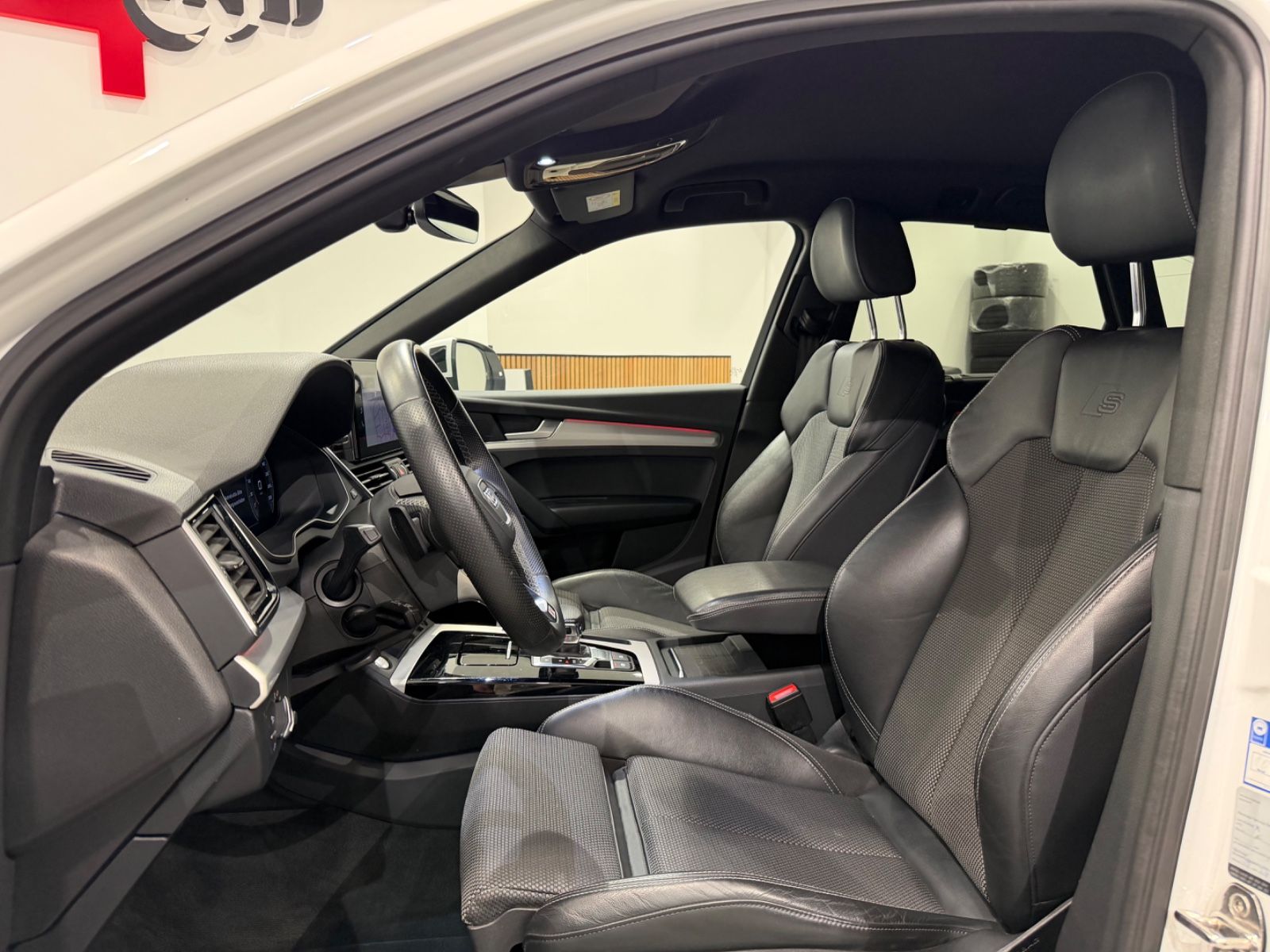 Audi Q5 40 TDI quattro S-LINE SPORTPAKET MATRIX+8xALU foto 14