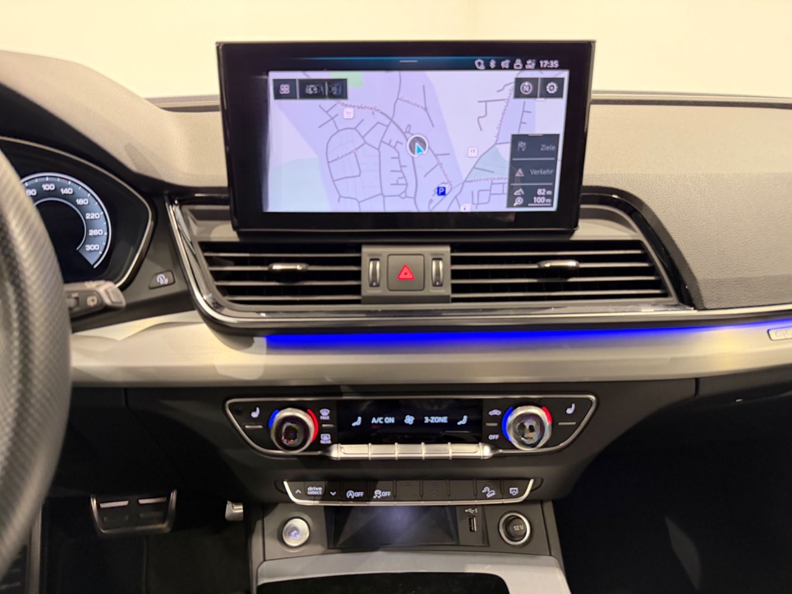 Audi Q5 40 TDI quattro S-LINE SPORTPAKET MATRIX+8xALU foto 24