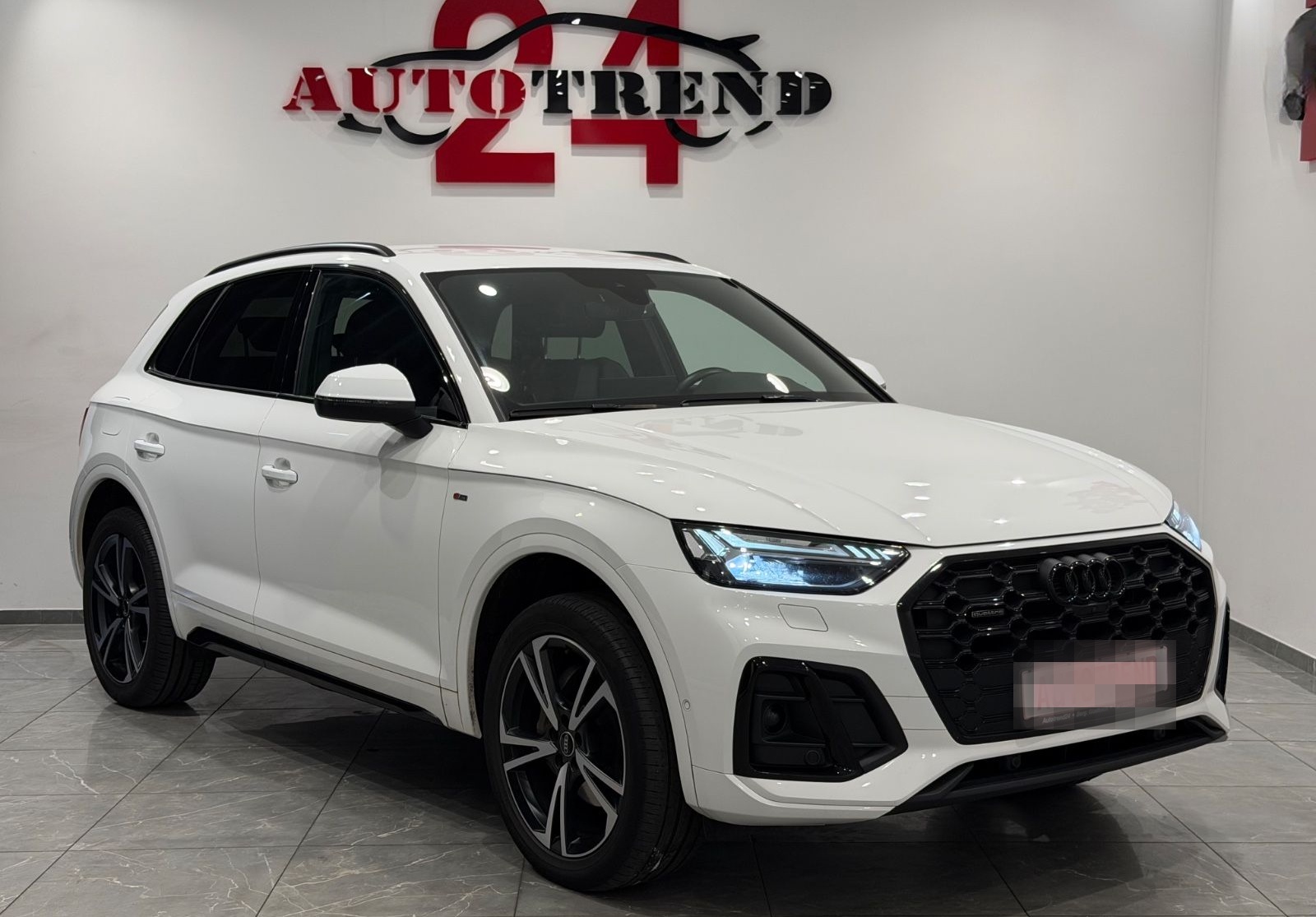 Audi Q5 40 TDI quattro S-LINE SPORTPAKET MATRIX+8xALU foto 4