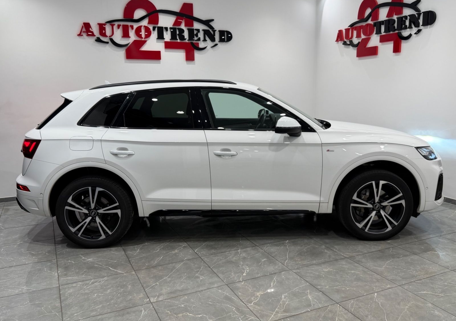Audi Q5 40 TDI quattro S-LINE SPORTPAKET MATRIX+8xALU foto 10