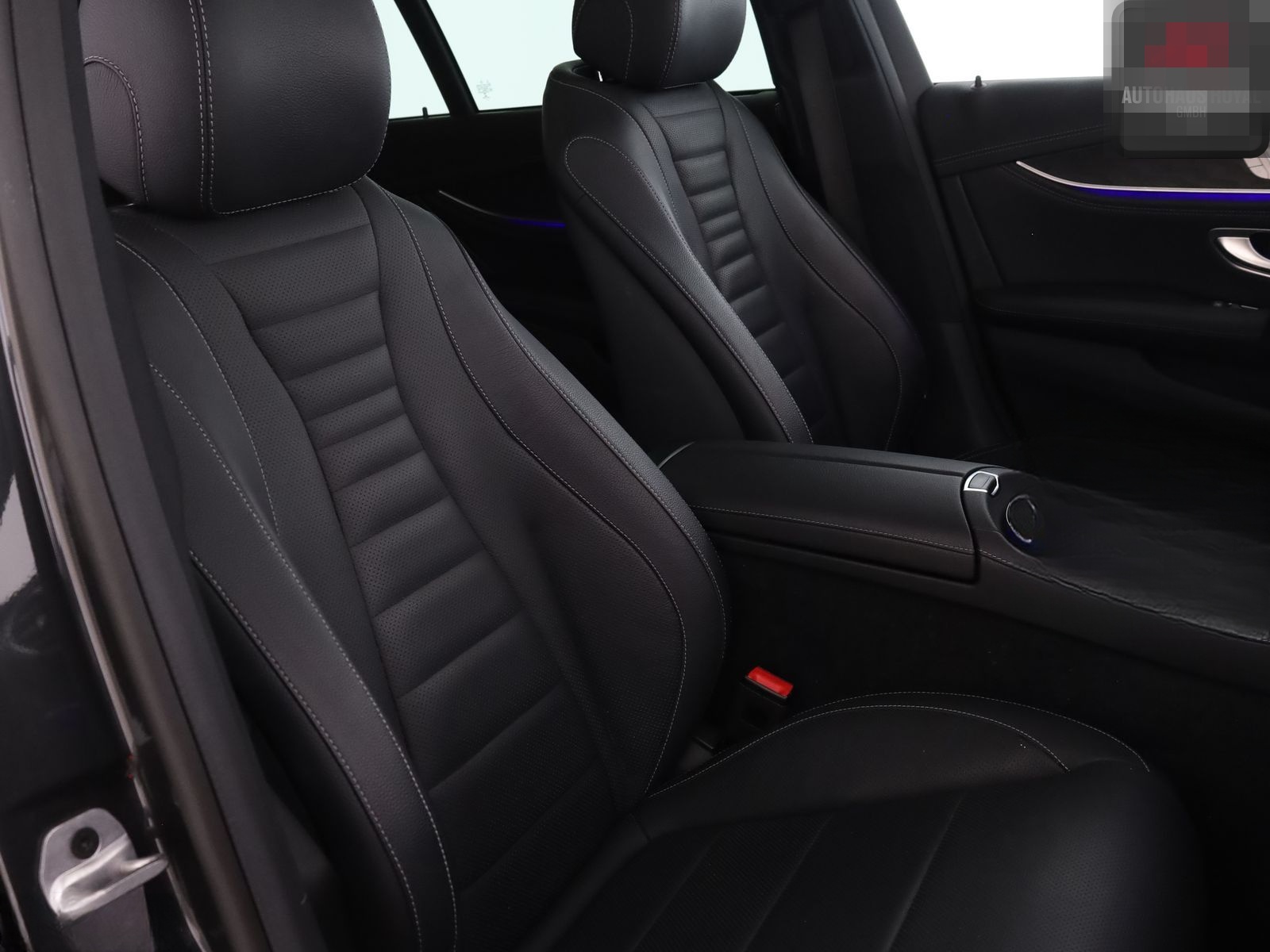 Mercedes-Benz E 300 e T 3x AMG NIGHT HUD,360GRAD,SITZKLIMA,SH foto 11