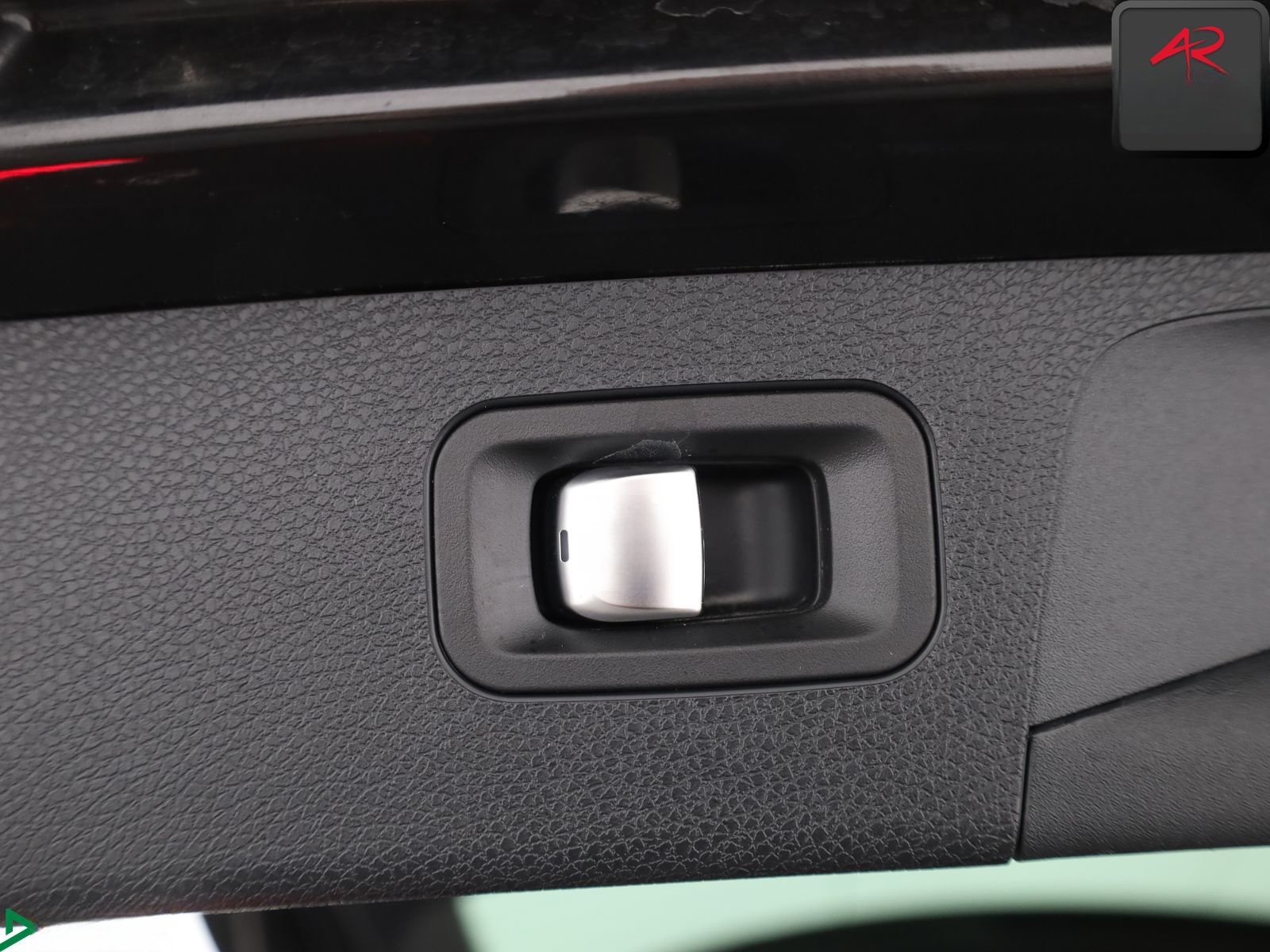 Mercedes-Benz E 300 e T 3x AMG NIGHT HUD,360GRAD,SITZKLIMA,SH foto 25