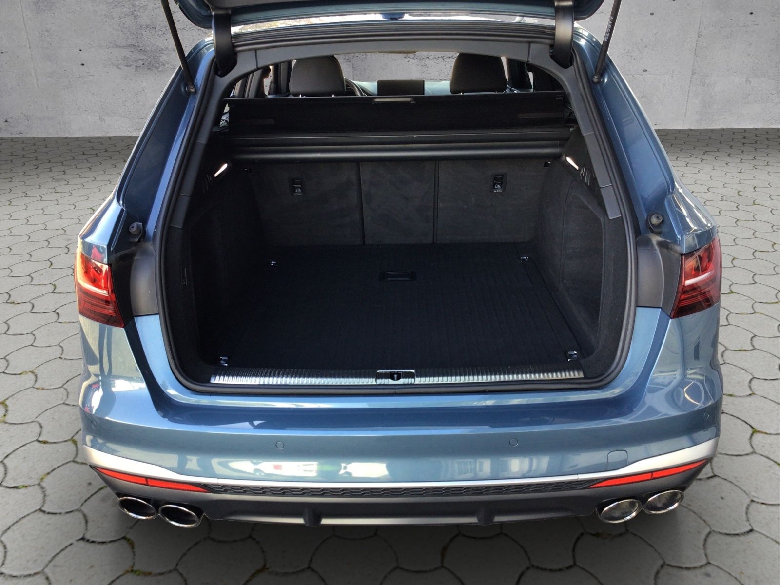 Audi S4 Avant 3.0 TDI quattro Tiptr. AHK/MATRIX/RFK foto 11