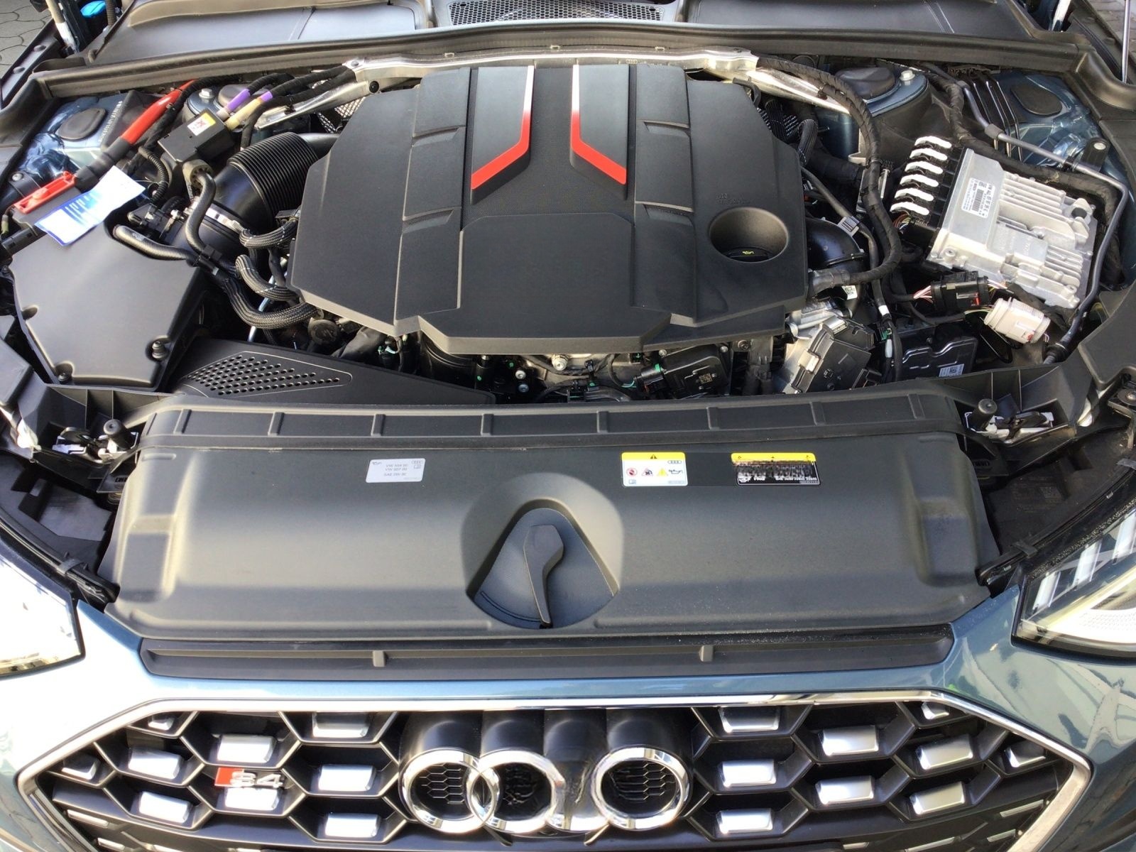 Audi S4 Avant 3.0 TDI quattro Tiptr. AHK/MATRIX/RFK foto 12