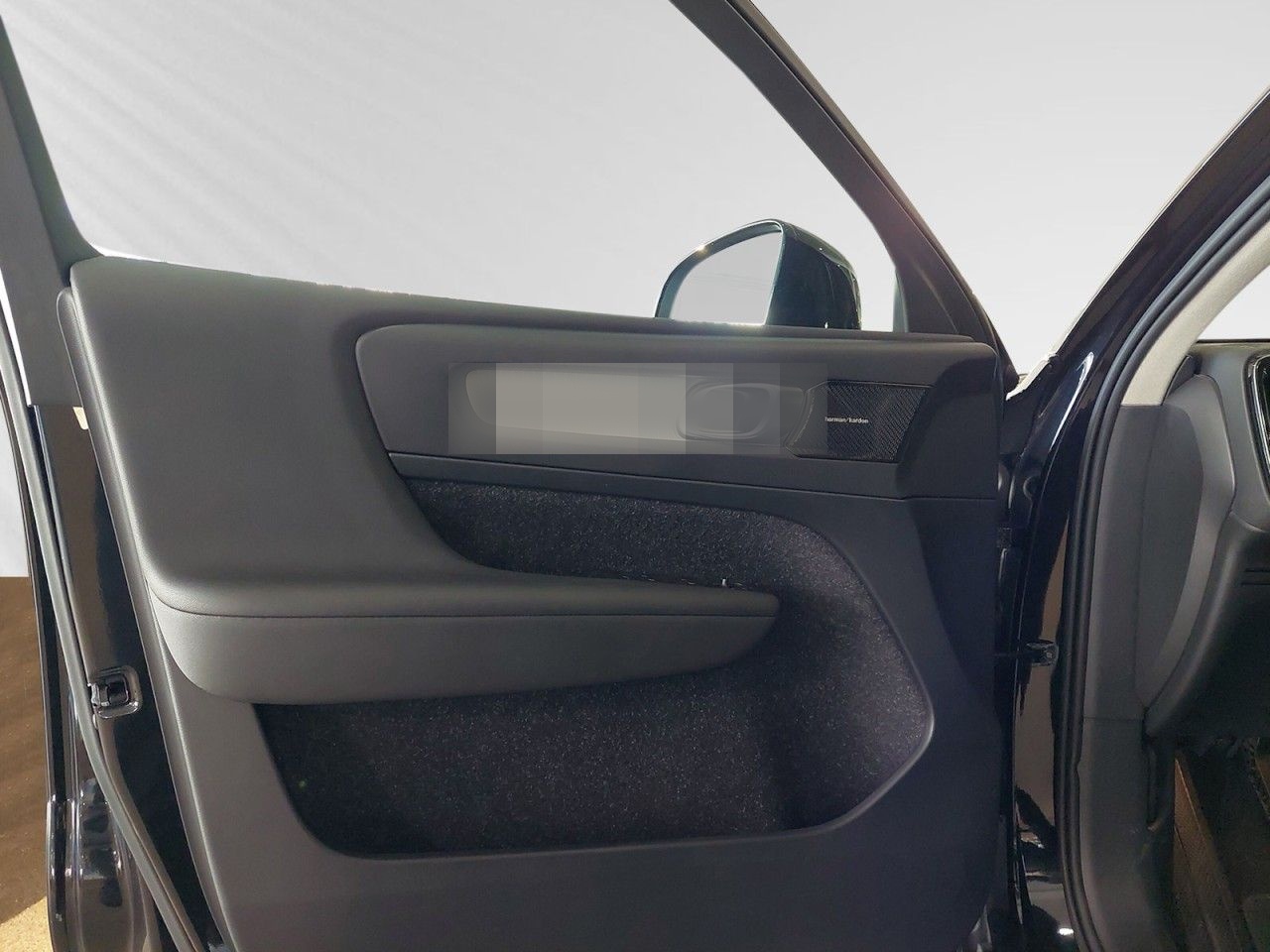 Volvo XC40 Momentum T3 2WD NAVI+SITZHZ+ACC+PDC+RFK foto 14