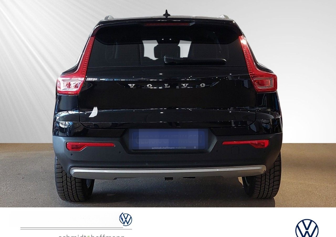 Volvo XC40 Momentum T3 2WD NAVI+SITZHZ+ACC+PDC+RFK foto 5