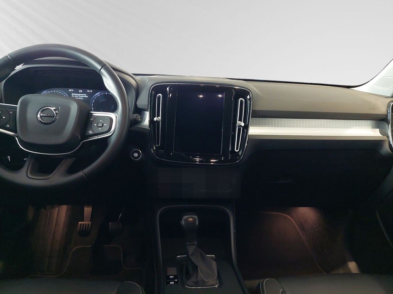 Volvo XC40 Momentum T3 2WD NAVI+SITZHZ+ACC+PDC+RFK foto 7