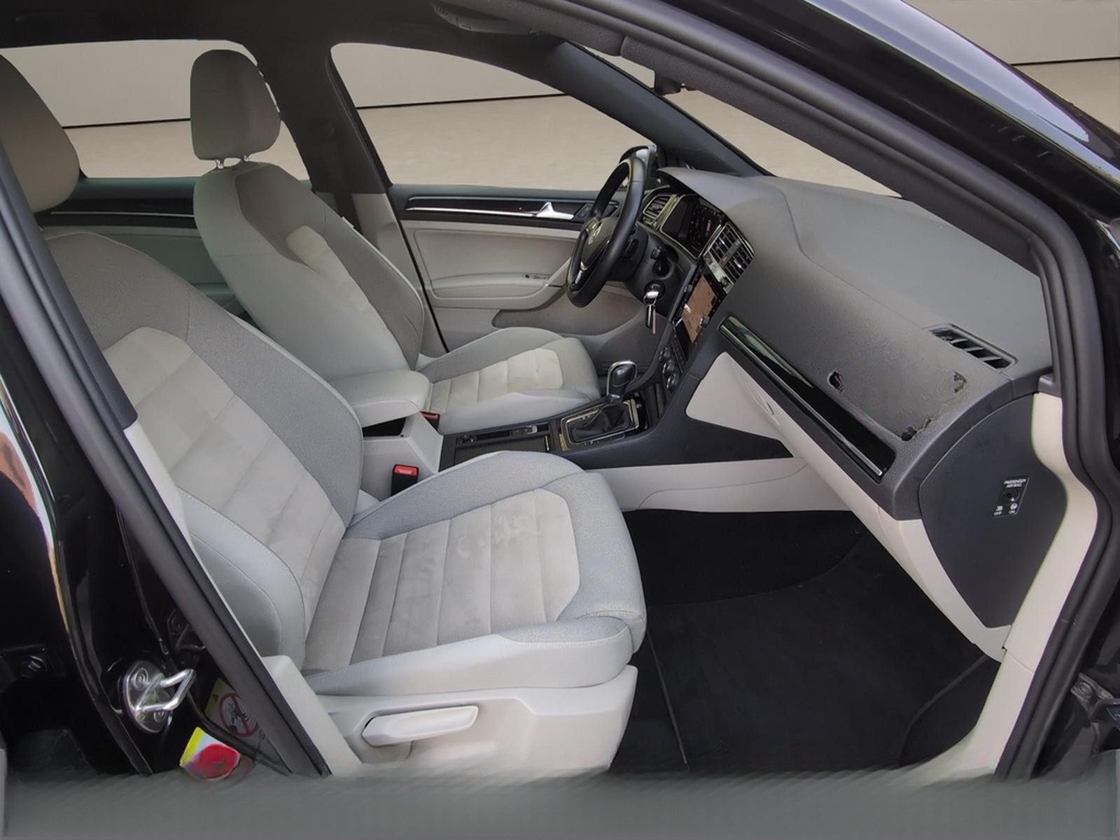 Volkswagen Golf 1.5TSI DSG Highline R-Line Navi KAM AHK ACC foto 30