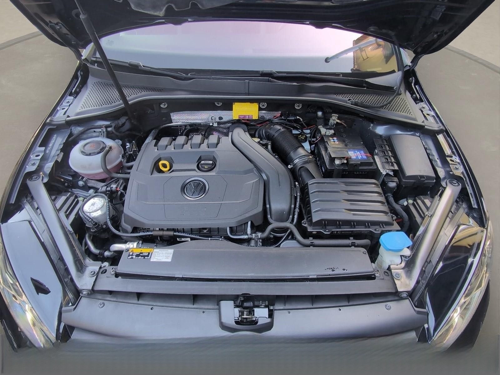 Volkswagen Golf 1.5TSI DSG Highline R-Line Navi KAM AHK ACC foto 35