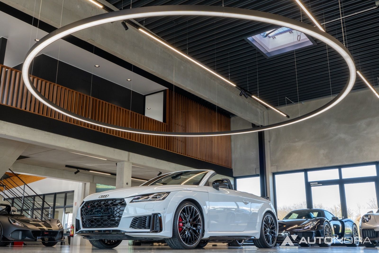 Audi TTS Competition Roadster B&O Matrix Technology foto 16