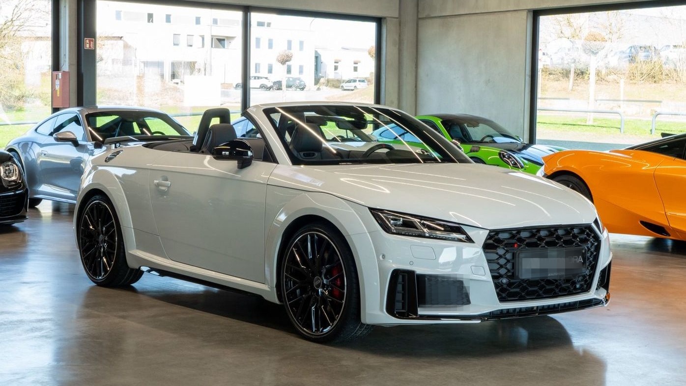 Audi TTS Competition Roadster B&O Matrix Technology foto 3