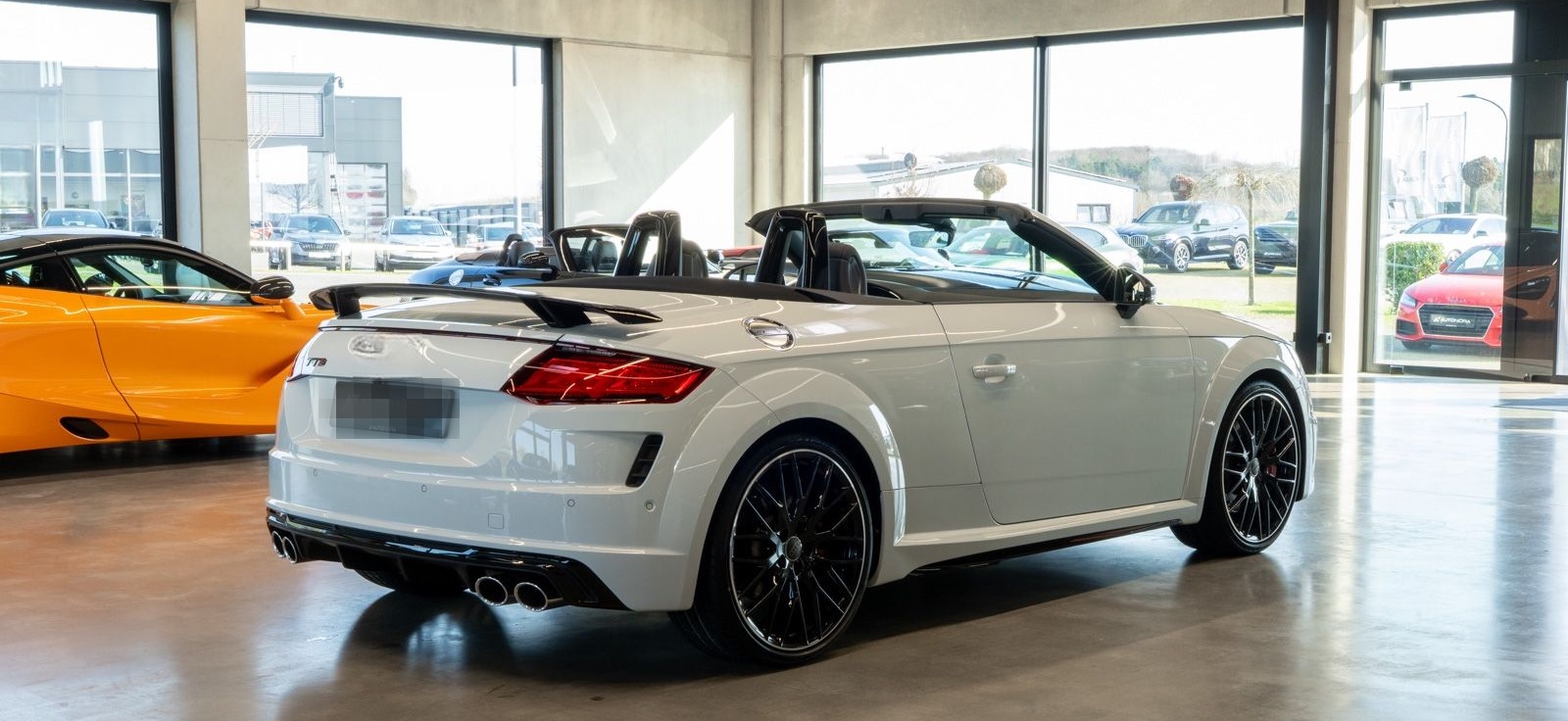 Audi TTS Competition Roadster B&O Matrix Technology foto 4