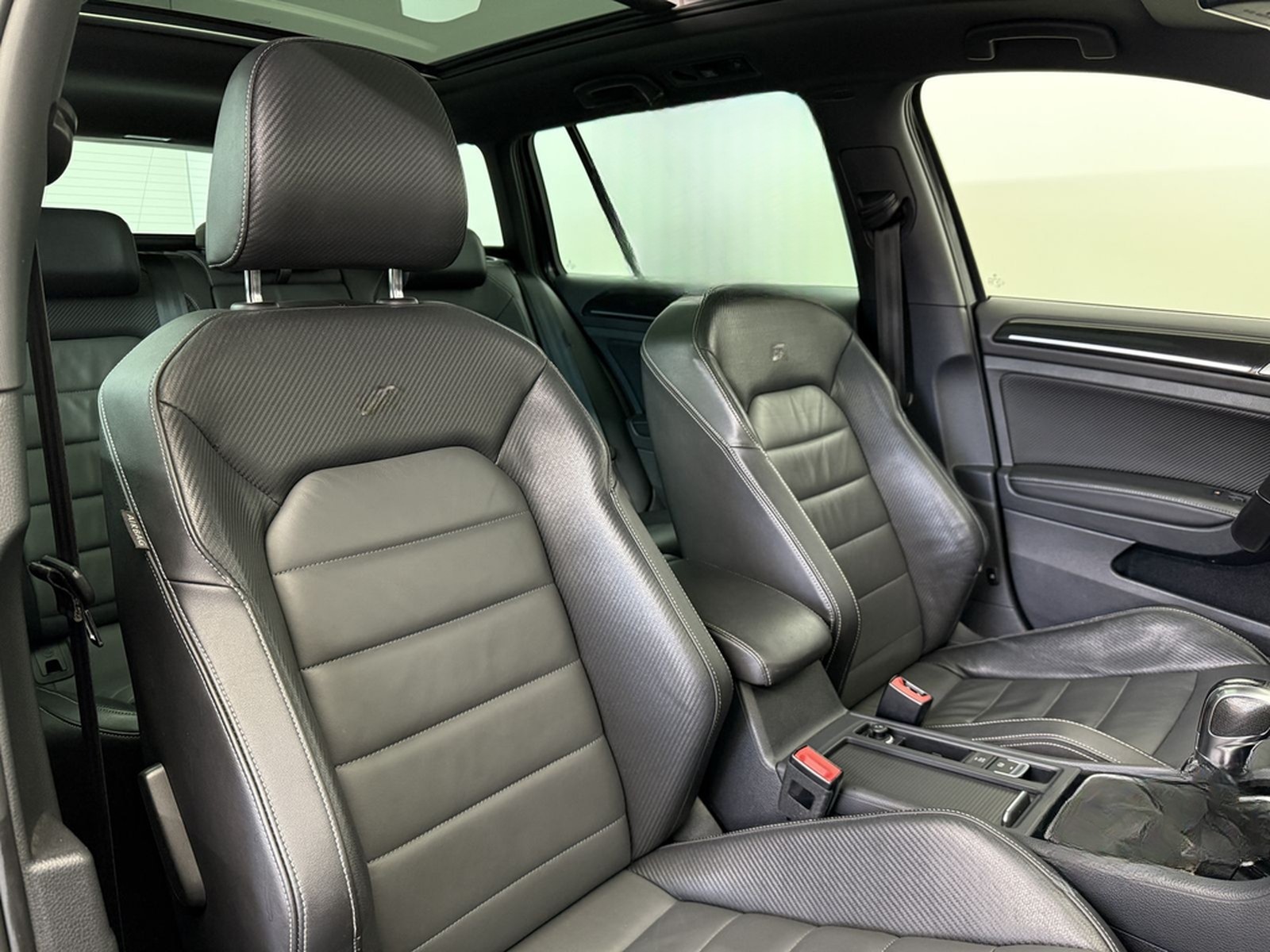 Volkswagen Golf R Variant 4Motion|Kamera|DCC|Pano|Business| foto 15