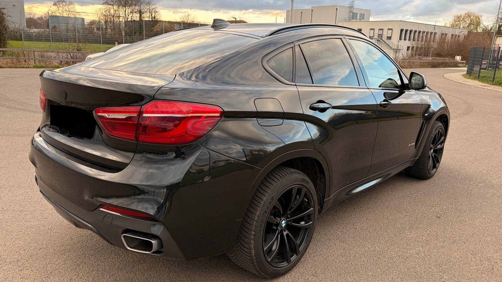 BMW X6 xDrive40d - M Sportpaket*Harman Kardon*360 foto 7