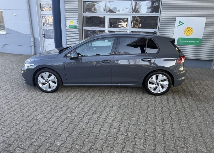 Volkswagen GOLF VIII 2.0 TDI Active +Ambiente+CarPlay+Navi+ foto 4
