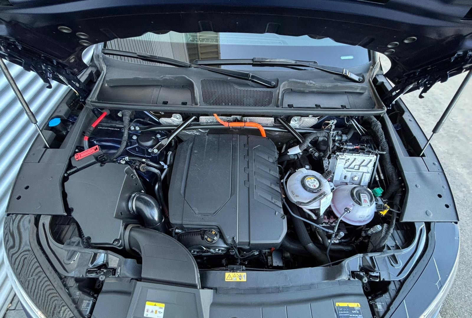 Audi Q5 50 TFSIe QUATTRO+AHK+MATRIX+ACC+PANORAMADACH+ foto 8