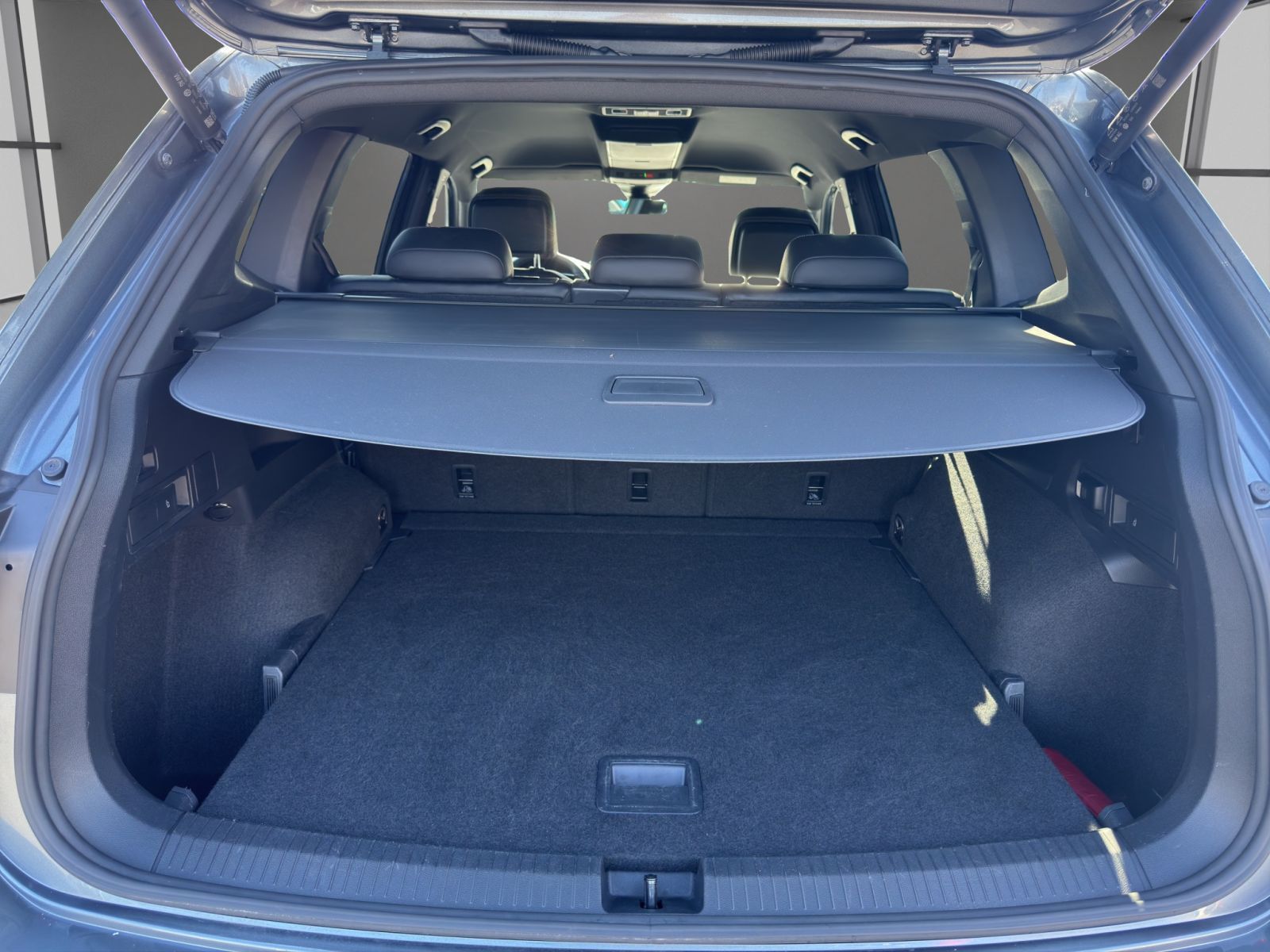 Volkswagen Tiguan Allspace 2.0TDI 4M DSG R-LINE STANDHZG+AH foto 15