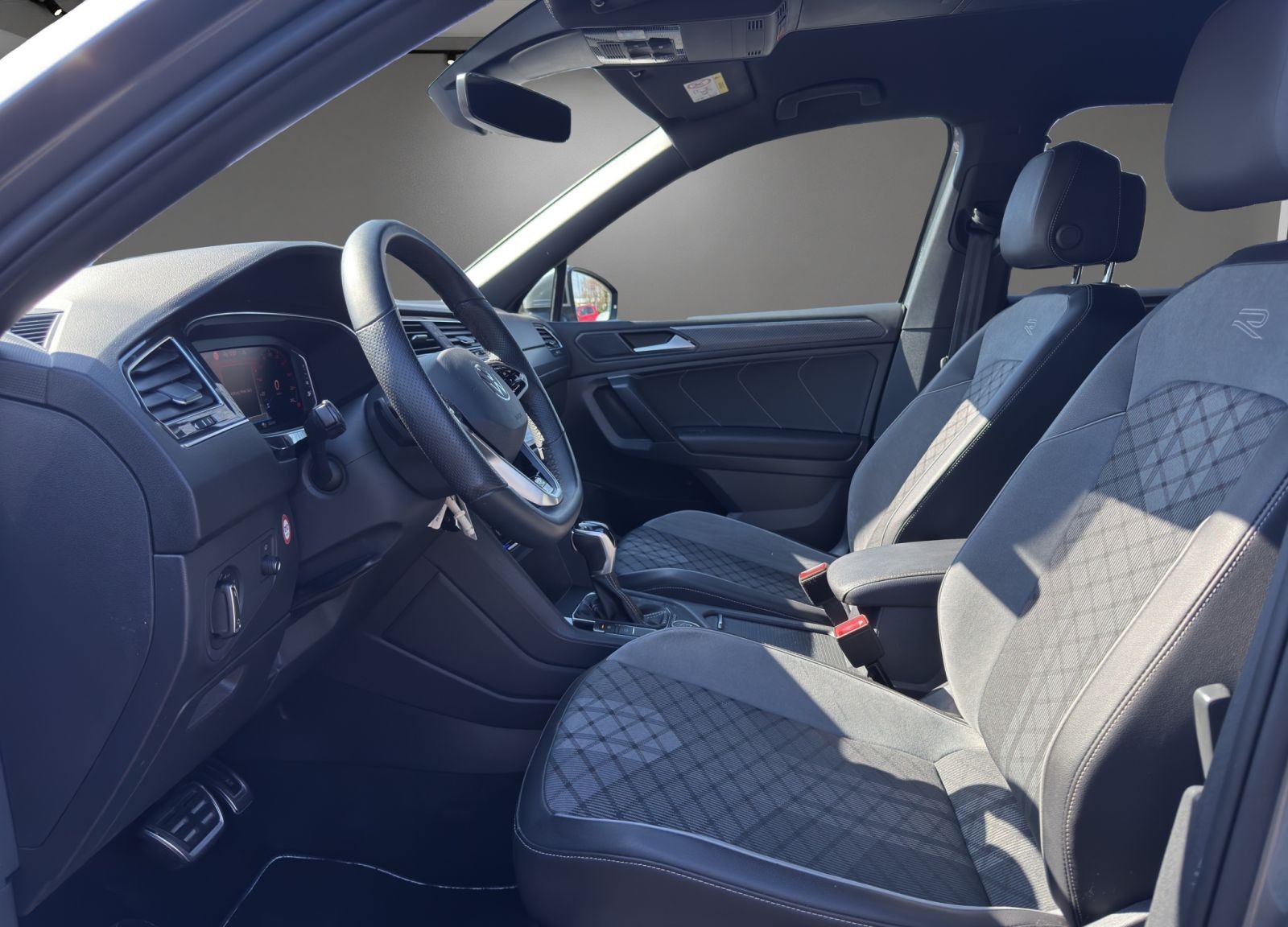 Volkswagen Tiguan Allspace 2.0TDI 4M DSG R-LINE STANDHZG+AH foto 9