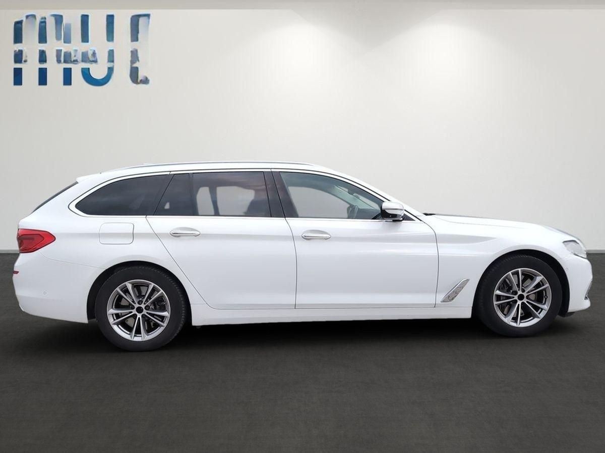 BMW 540i xDrive LuxuryLine~NightVis~Pano~HuD~Driv.As foto 3