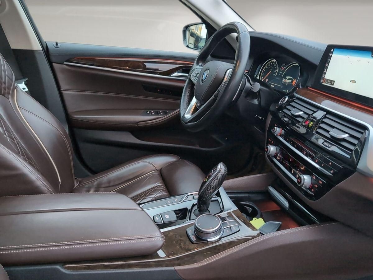 BMW 540i xDrive LuxuryLine~NightVis~Pano~HuD~Driv.As foto 21
